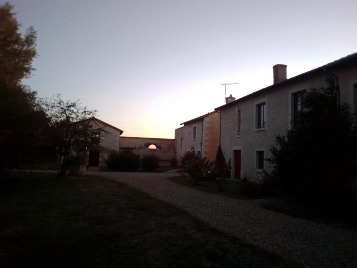 Au Repos Des Elfes Villa Braye-sous-Faye Exteriör bild